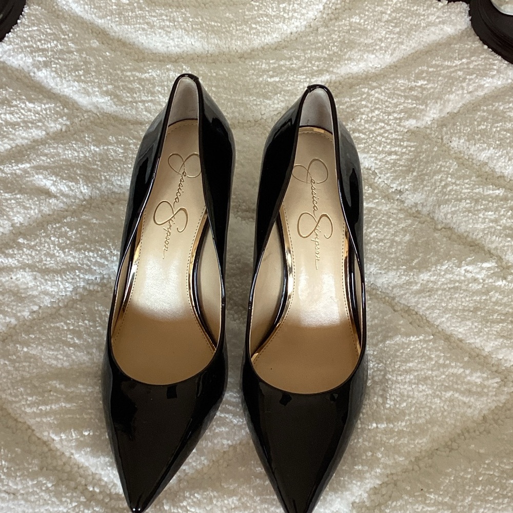 Jessica Simpson Glossy Black Heels